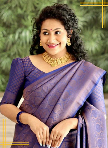 How To Look Slim in Saree – 11 Best Tips in 2025